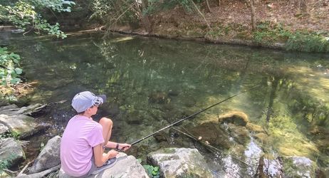 Pêche au "coup" sur les rives du loup à la Colle sur Loup