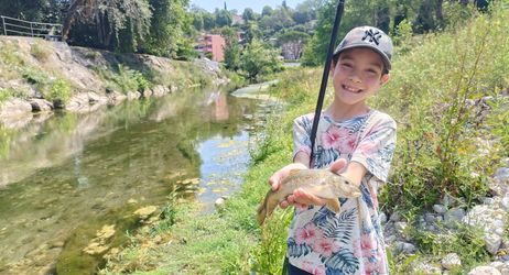 Pêche au "coup" et à "roder" sur les rives du Loup à Villeneuve Loubet